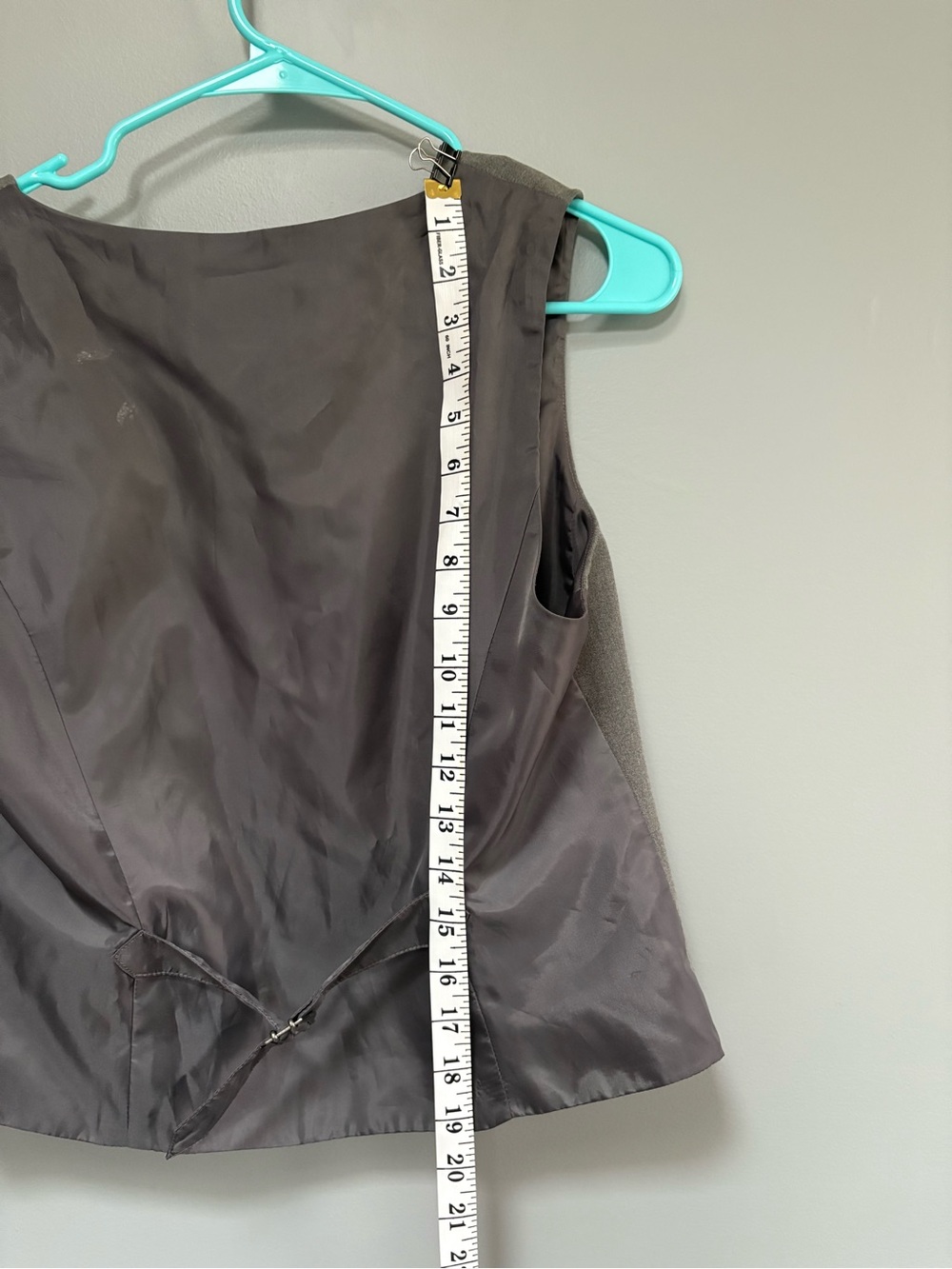 New York & Company Women's Sophisticated Gray Tailored Button Lined Vest Size 10 - Picture 4 of 4
